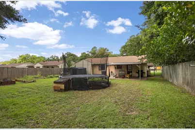 3808 Appletree Ln, Tyler, TX 75701 - Photo 16