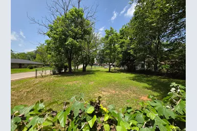 250 Cedar St, Jacksonville, TX 75766 - Photo 6