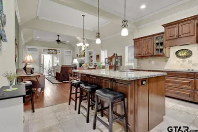 110 Timber Creek Ct, Lindale, TX 75771 - Photo 8