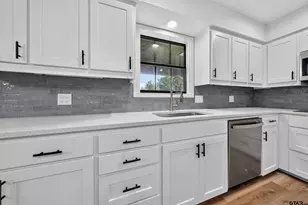 5309 Matney Ln, Tyler, TX 75707 - Photo 10