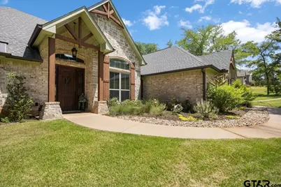 332 Hines Crossing, Bullard, TX 75757 - Photo 2