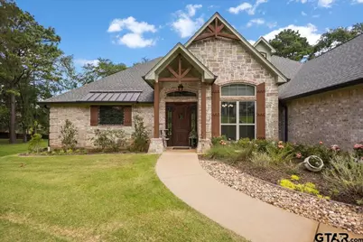 332 Hines Crossing, Bullard, TX 75757 - Photo 4