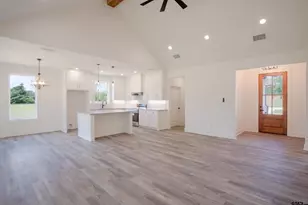 104 W Teal Dr, Troup, TX 75789 - Photo 4
