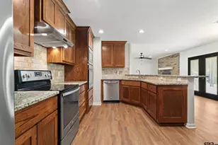 13011 County Rd 470, Tyler, TX 75704 - Photo 10