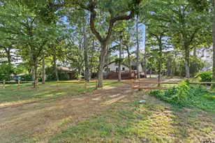 414 E Hideaway Ln, Hideaway, TX 75771 - Photo 2
