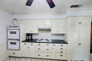 926 Circle Dr, Jacksonville, TX 75766 - Photo 12