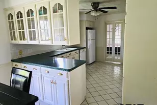 926 Circle Dr, Jacksonville, TX 75766 - Photo 16