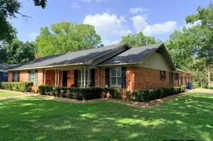 926 Circle Dr, Jacksonville, TX 75766 - Photo 2