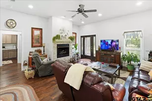 12800 Co Rd 1311, Malakoff, TX 75148 - Photo 6