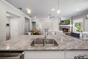 11479 Lindsey Garden, Tyler, TX 75709 - Photo 8