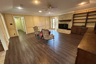 808 Elaine Dr, Tyler, TX 75703 - Photo 8