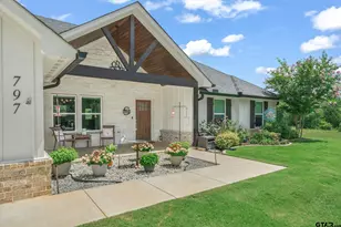 797 Oklahoma St, Van, TX 75790 - Photo 4