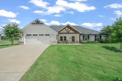 797 Oklahoma St, Van, TX 75790 - Photo 2