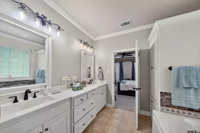 14317 Cedarwood Circle, Tyler, TX 75703 - Photo 18