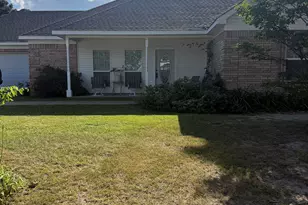 517 Wildewood, Chandler, TX 75758 - Photo 1