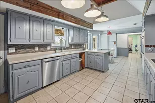 130 Mulberry, Van, TX 75790 - Photo 6