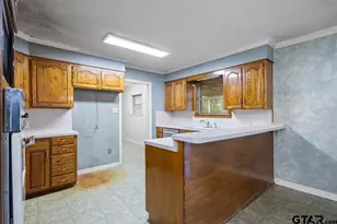 1208 N St Mary St, Carthage, TX 75633 - Photo 14