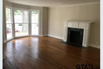 801 W Fifth St, Tyler, TX 75701 - Photo 2