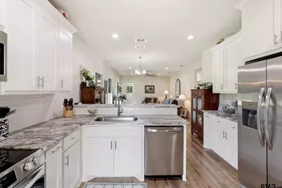 306 Bradford St, Arp, TX 75750 - Photo 12