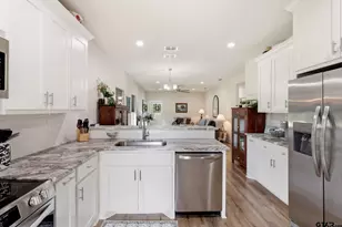 306 Bradford St, Arp, TX 75750 - Photo 12