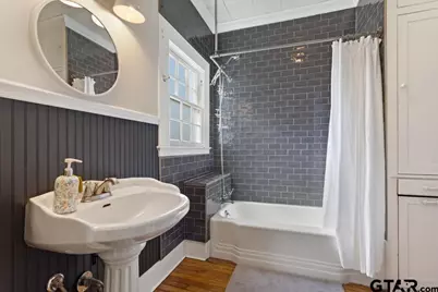 301 W Larissa St, Jacksonville, TX 75766 - Photo 28