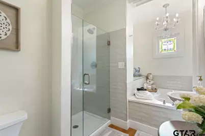 301 W Larissa St, Jacksonville, TX 75766 - Photo 18