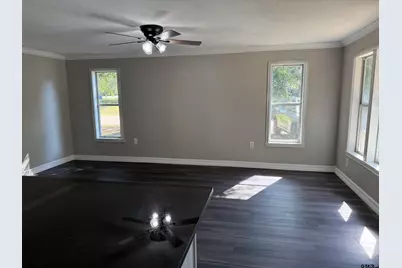 1602 E Main, Henderson, TX 75652 - Photo 14