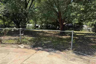 1602 E Main, Henderson, TX 75652 - Photo 4