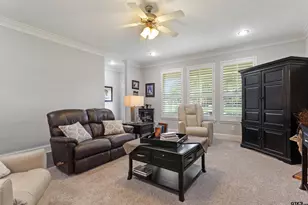 1837 Hollylake Cir, Tyler, TX 75703 - Photo 4