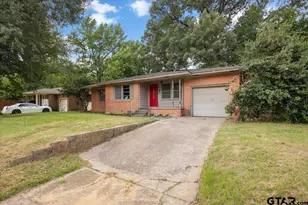 2105 Glenbrook Dr, Tyler, TX 75701 - Photo 2