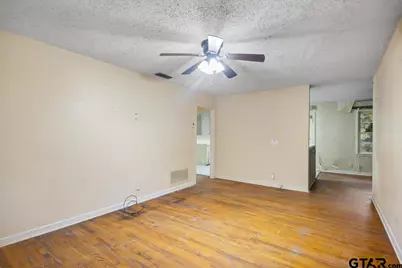 2105 Glenbrook Dr., Tyler, TX 75701 - Photo 6