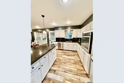 1302 Woodland Hills Dr., Tyler, TX 75701 - Photo 12