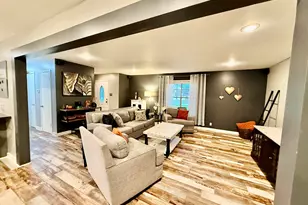 1302 Woodland Hills Dr, Tyler, TX 75701 - Photo 8