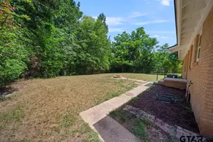 2314 Pleasant Dr, Tyler, TX 75701 - Photo 22