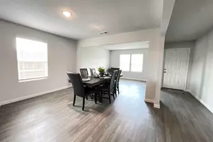 1007 Ripplewood Cir, Chandler, TX 75758 - Photo 2