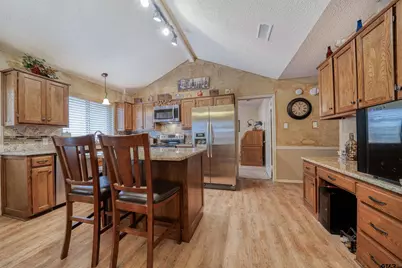 2706 Woodhaven Ct, Longview, TX 75605 - Photo 4