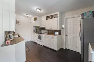 104 W Cayuga Dr, Athens, TX 75751 - Photo 12