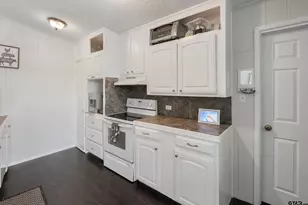 104 W Cayuga Dr, Athens, TX 75751 - Photo 14