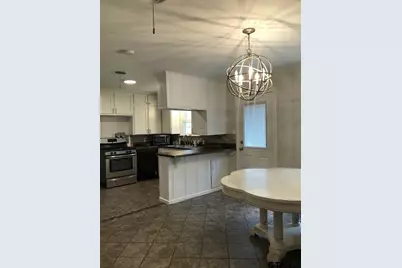 2010 S Boldt, Tyler, TX 75701 - Photo 2