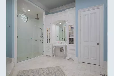211 Saddle Creek Drive, Tyler, TX 75703 - Photo 20