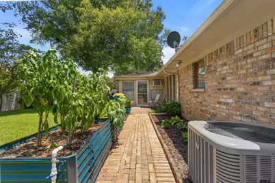 507 Ridgeway, Chandler, TX 75758 - Photo 36