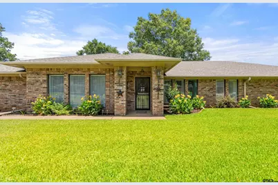 507 Ridgeway, Chandler, TX 75758 - Photo 1