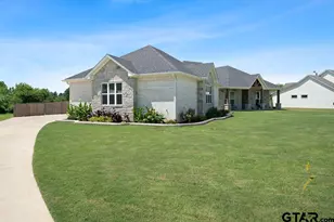 219 White N Gail Ln, Bullard, TX 75757 - Photo 4