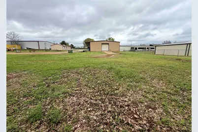 2000 E Murchison St, Palestine, TX 75801 - Photo 32