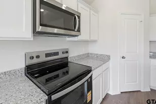 1948 Freeman St, Tyler, TX 75704 - Photo 2