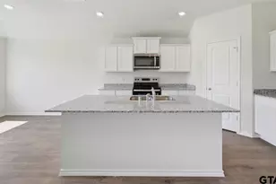 1948 Freeman St, Tyler, TX 75704 - Photo 4