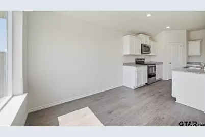1948 Freeman Street, Tyler, TX 75704 - Photo 10