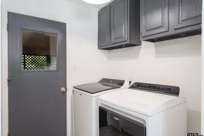 137 Gardner Dr, Palestine, TX 75803 - Photo 20