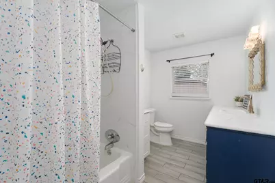 137 Gardner Dr, Palestine, TX 75803 - Photo 16
