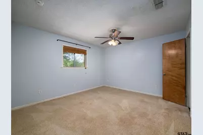 300 Robert E. Lee, Tyler, TX 75703 - Photo 22